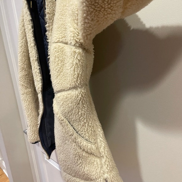 LL Bean Mountain Pile Fleece Coat - Picture 3 of 10